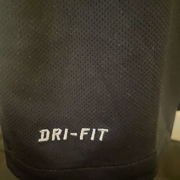 Nike Dri Fit Jersey Black/White Size Medium Never Worn - Picture 5 of 5